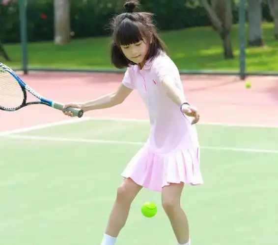 田亮10岁女儿森碟穿运动装化身球场精灵这颜值可以c位出道