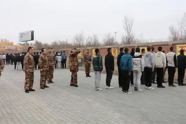 乌鲁木齐警备区检查指导新兵役前训练情况