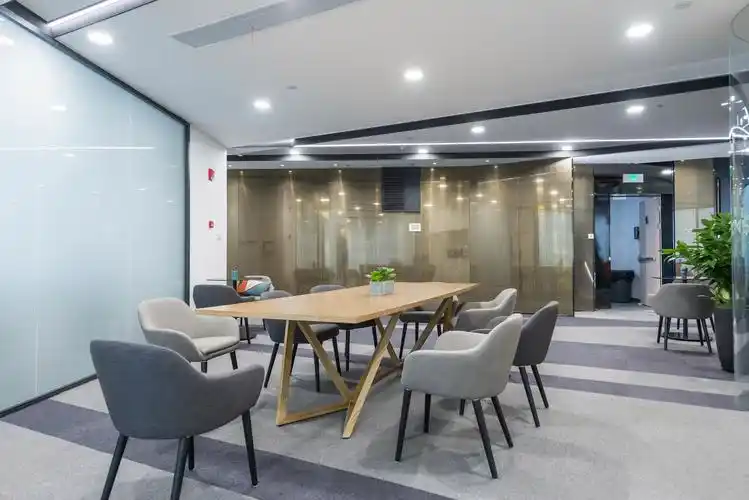 虹桥万通中心(快易名商)共享办公室出租-联合办公室-商务中心租赁