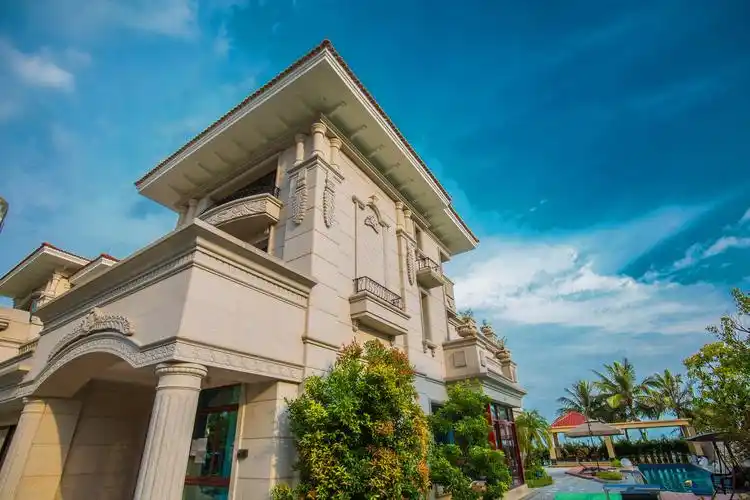 惠州碧桂园十里银滩豪华顶级泳池一线沙滩海景别墅