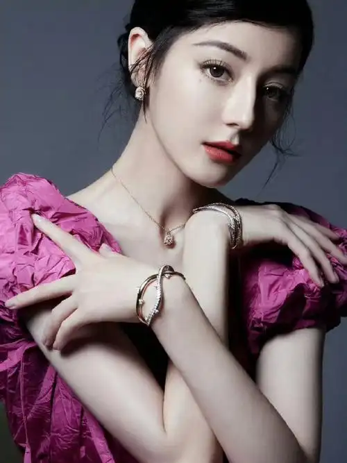 迪丽热巴生图硬控我##超话星愿池