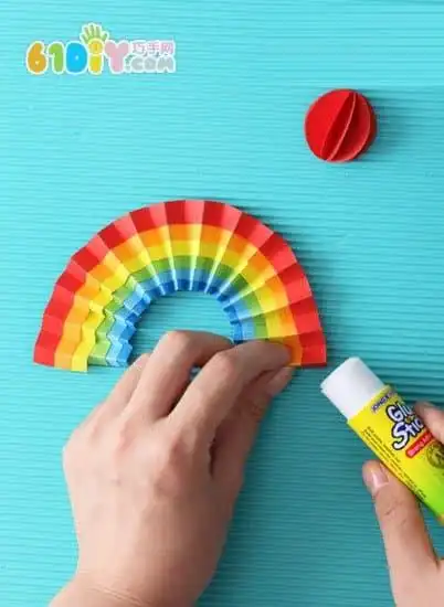 最美的雨过天晴立体彩虹贴画的制作方法- 儿童手工- 杨二嫂网