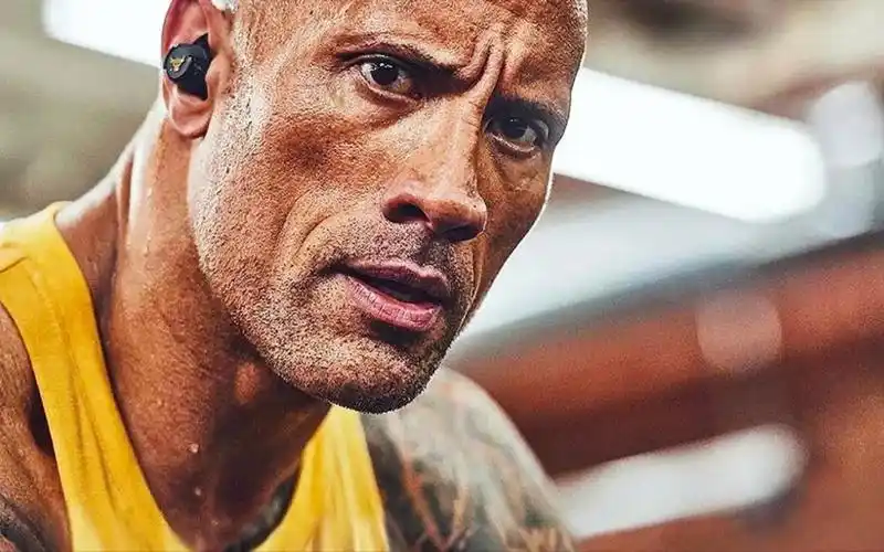 刻苦训练永不停止-巨石强森-健身房的动力(精神氮泵)