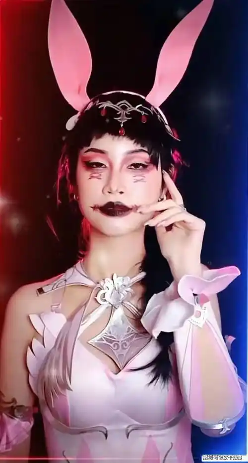 斗罗大陆:黑化版小舞cos,这妆容太邪气,确定不会遭粉丝谩骂?