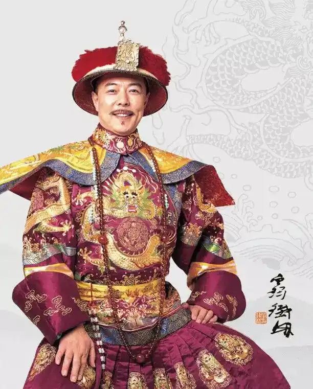 "皇阿玛"张铁林御驾亲临"指引收藏"