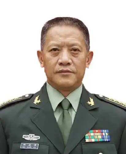 失事的米―171运输直升机机组人员