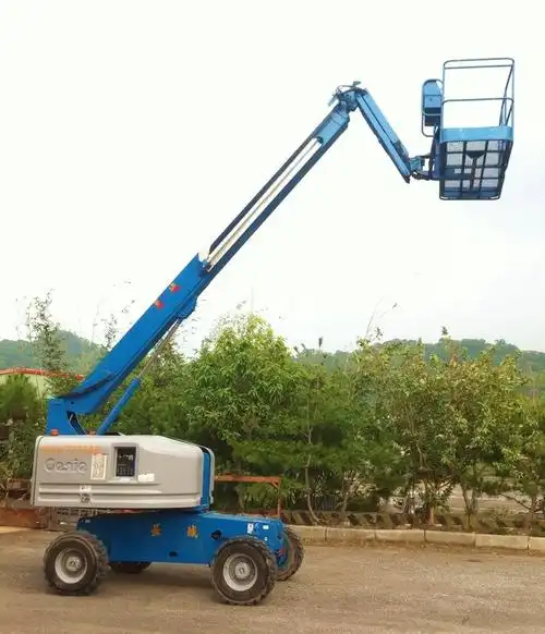 28米轮胎式高空作业车