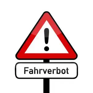 红色交通标志警告驾驶禁令照片