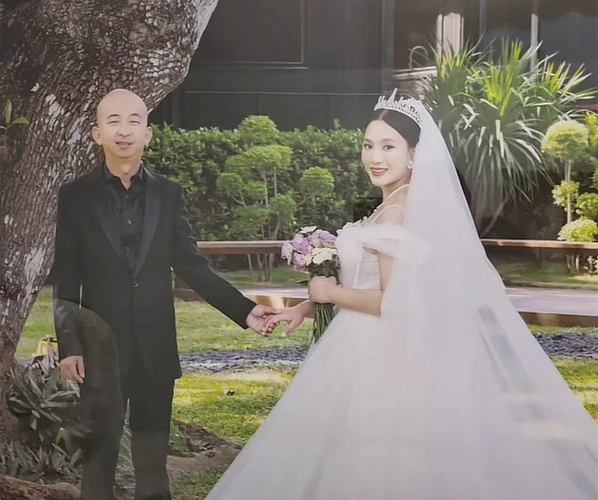 41岁巨兴茂山西举行婚礼马路上站满秧歌队杨志刚现身送祝福