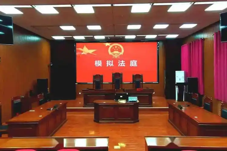 模拟法庭外语墙一键为山师换上特色的风格火爆出圈的像素,抽象迷离的