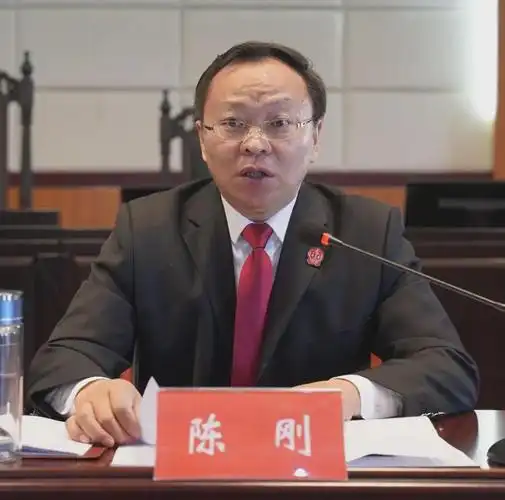 信阳市浉河区法院召开2024年法官履职评议动员大会