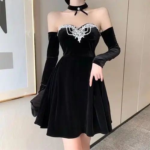 迪士尼在逃公主网红性感露锁骨蕾丝边抹胸连衣裙气质收腰修身宴会礼服