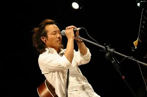 今天许巍音乐日 第一次有人霸占音乐台(图)