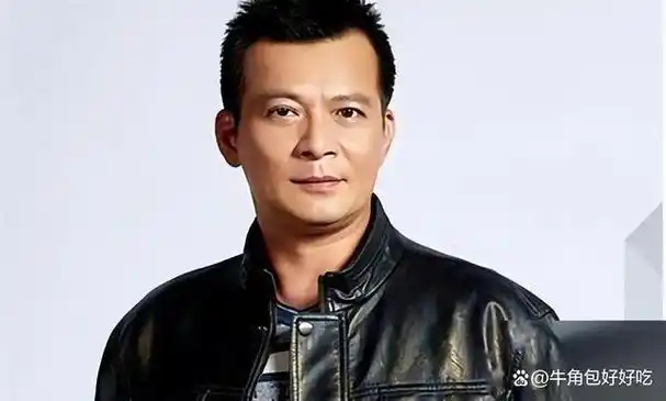 妻子去世2年,那个曾发誓永不再娶的黄日华,现在履行承诺了吗?