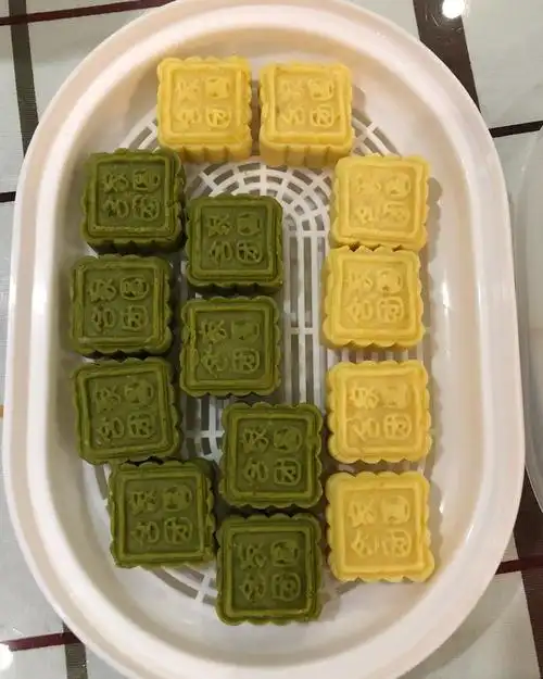 每日新品做的绿豆糕