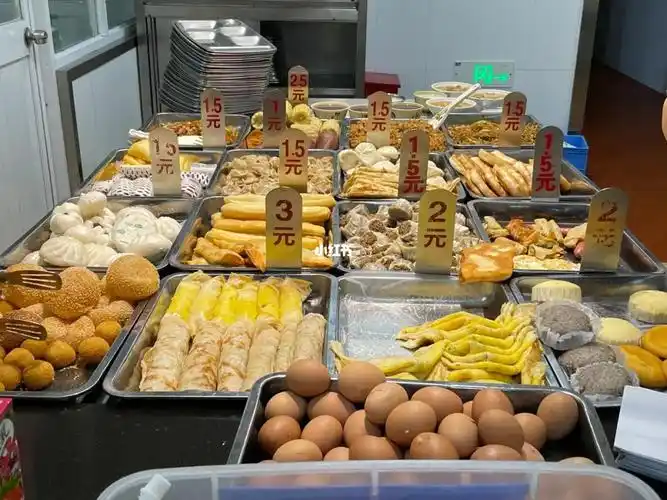 学校食堂早餐03