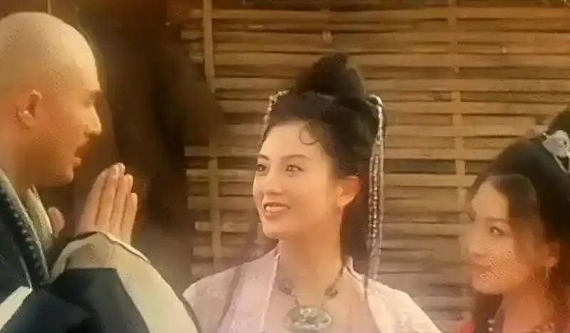 秦虹:脚踢叶子楣,拳打洪金宝,香港电影史被遗忘的明珠_叶玉卿_影片