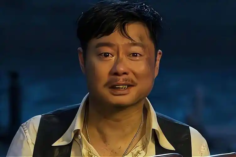 "喜剧鬼才"魏翔:出道23年甘心做绿叶,如今成功逆袭成电影男主_舞台