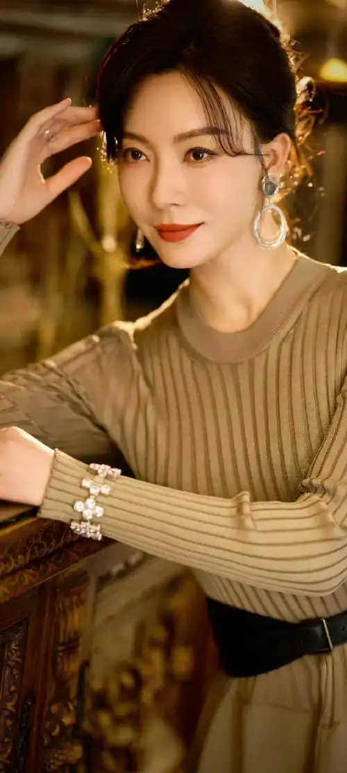 陈数身材保持得真不错