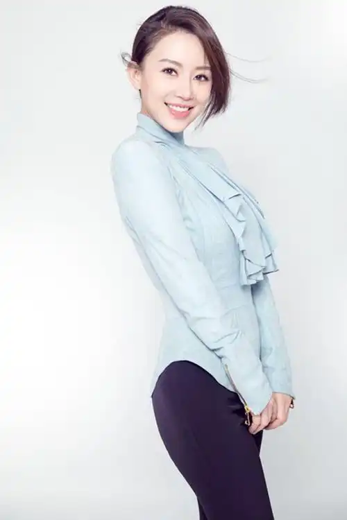 潘晓婷的照片为何潘晓婷年近40还没结婚