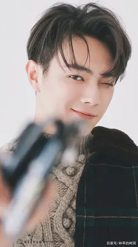 许凯壁纸:奶凶弟弟谁不爱呢