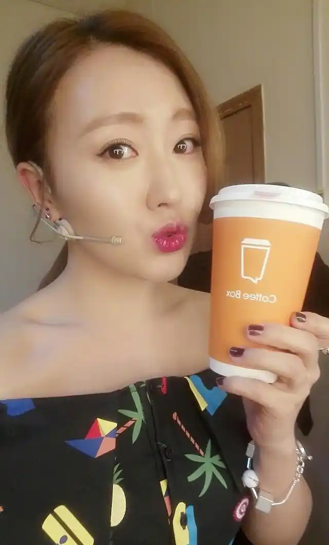 老公亿万身家,嫁人为妻的潘阳,反倒越来越美