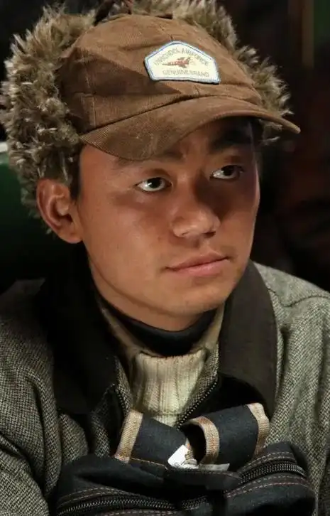 恭喜,王宝强已在另一条"讲究人"的路上,越走越远