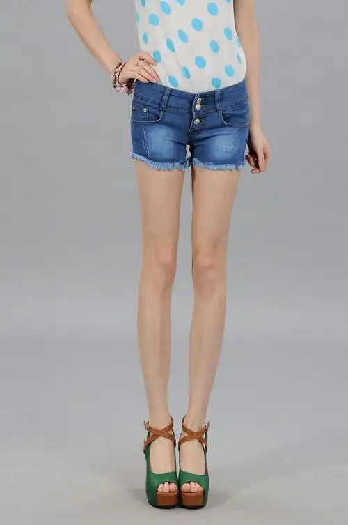 2013夏秋韩版休闲时尚女式牛仔短裤热裤排扣毛边短裤厂家批发666