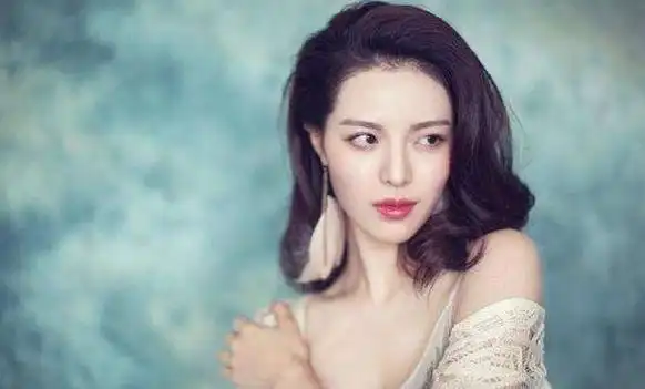 "整容最成功"的4位女星,明明动过多少刀子,却看不出任何痕迹