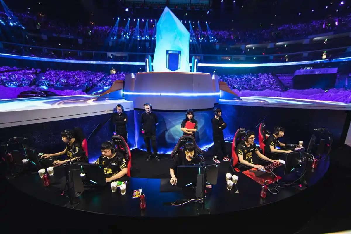 lpl夏季赛总决赛rng vs fpx图集