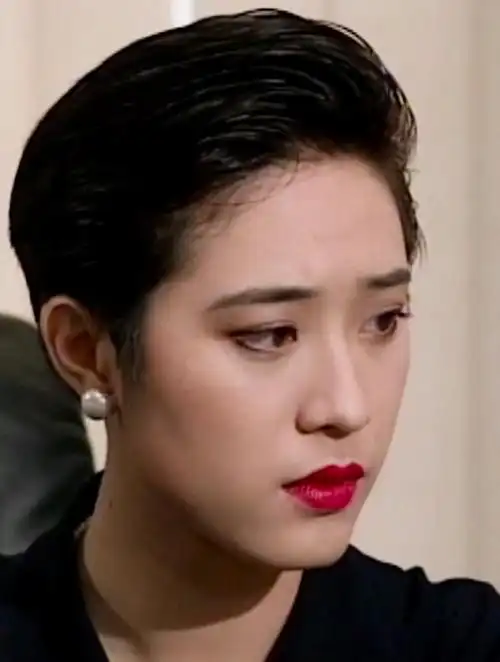 香港女星陈法蓉,这短发大背头,还有谁能驾驭,超飒的感觉有没有