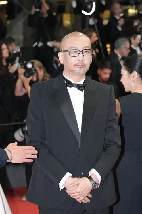 管虎凭借《狗阵》提名2024年美国哥谭奖"最佳导演"