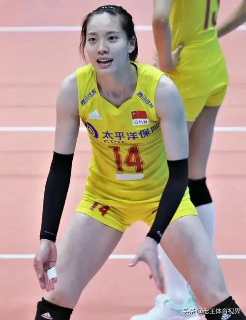 她有可能成为中国女排世界杯奇兵甚至接班颜妮成为第三副攻
