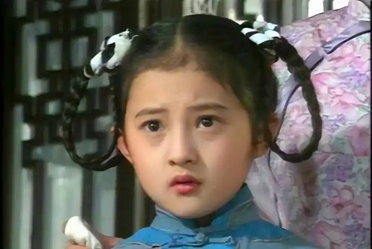 8岁演婉君爆红,撒贝宁暗恋20年,43岁不婚不育,金铭经历了什么_琼瑶