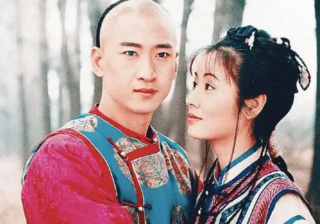 周杰老婆还珠格格演员表