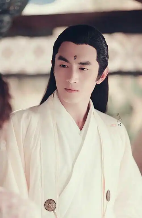 你是从什么时候喜欢上林更新的? - 知乎