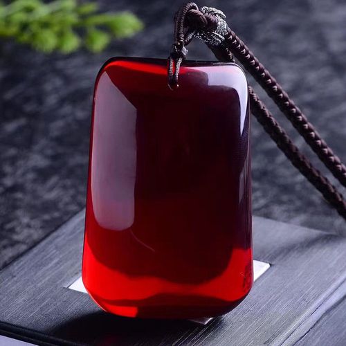 波罗的海天然血珀琥珀蜜蜡平安无事牌水滴血珀吊坠男女款项链挂件