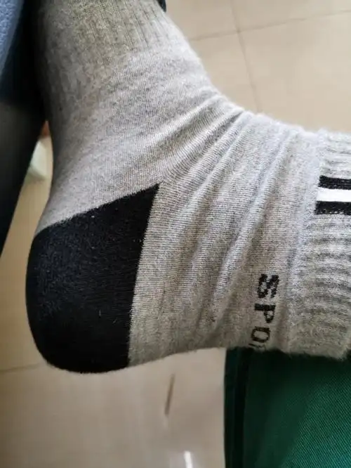 袜子男士纯棉中筒秋季防臭吸汗透气全棉春秋男袜运动长袜秋冬棉袜