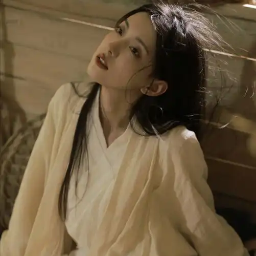 高冷的古风女头像有哪些? - 知乎