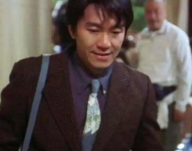 苦笑无奈心酸的图片周星驰的苦笑吴孟达的无奈