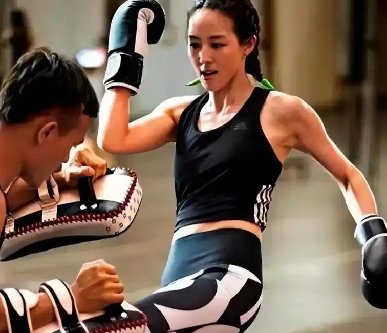 张钧甯"瘦脱相"认不出!身高168体重43公斤,疑过度养生