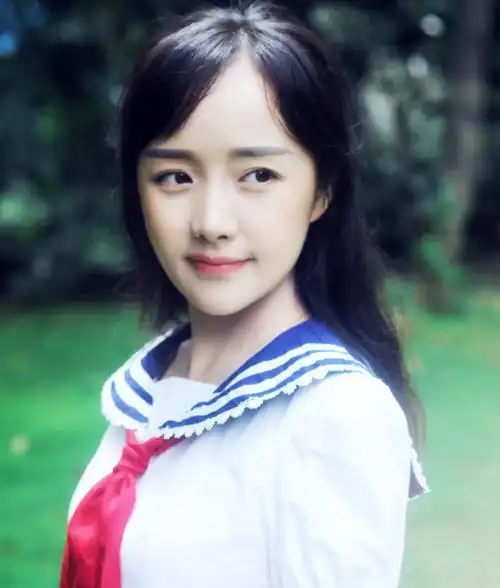 十年前曾是"最美魔仙"小蓝,因入戏太深,只演魔仙,现差距太大