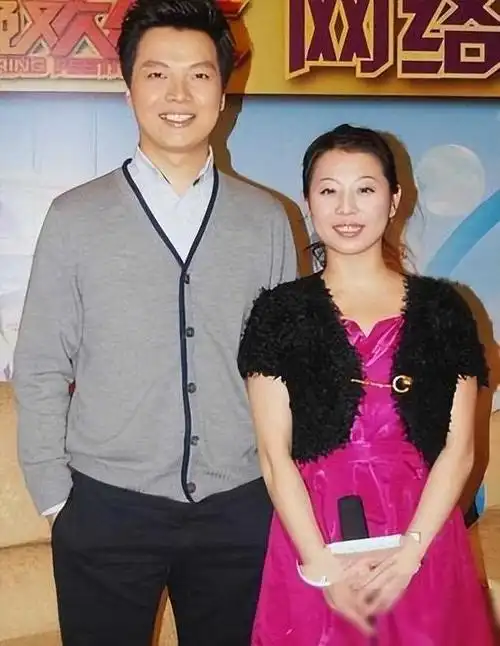 主持人任鲁豫被富家小姐倒追高龄产下二胎他究竟有何魅力