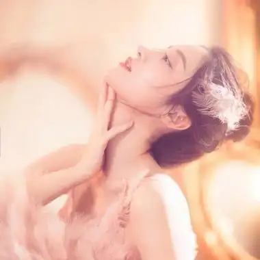 禁欲性感妩媚女生头像