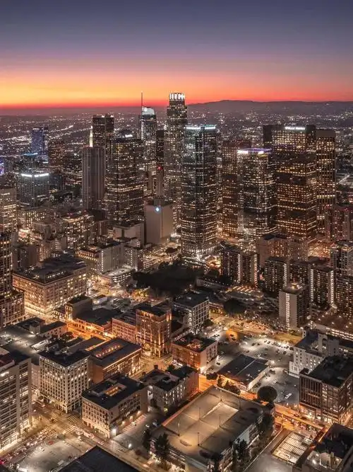 探索洛杉矶:好莱坞星光大道与自然美景