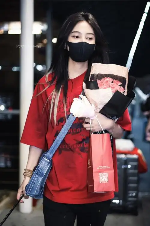 袁一琦生日新专辑24上线