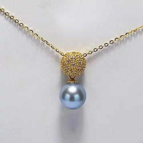 恒兴珠宝 日本akoya海水珍珠吊坠项链18k金锁骨链女单颗正圆强光