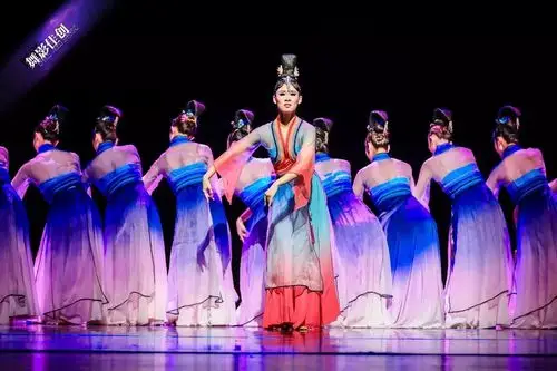 第十一届中国舞蹈"荷花奖"古典舞评奖(第2场)精彩剧照 摄影:舞影佳创