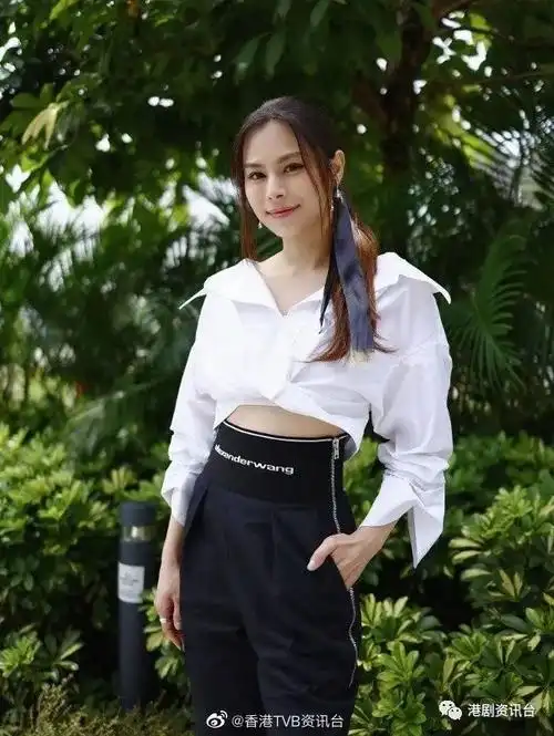 炎明熹有意义的17岁生日李幸倪新歌疑遭叱咤打压