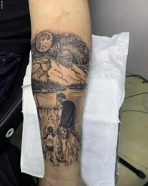 父爱如山纹身图片手臂欧美写实纹身图案